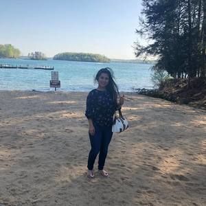 Meet your Posher, Alexandra